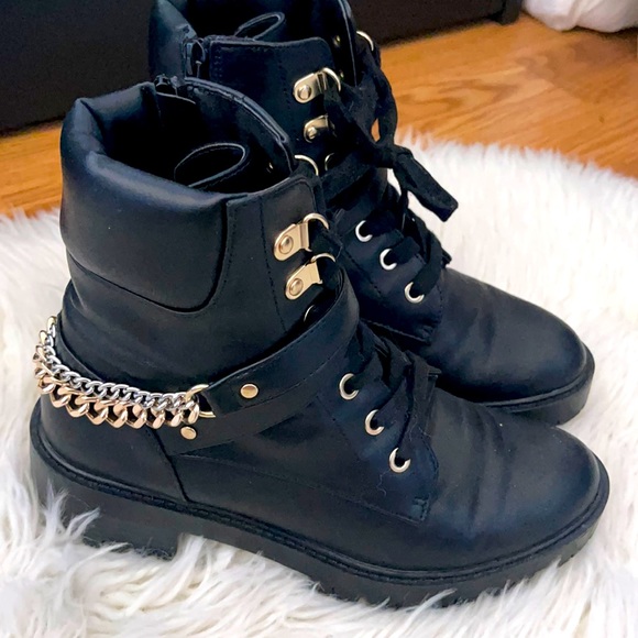 Size 6 - Picture 1 of 4